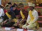 sandiaga-uno-dan-ustadz-abdul-somad-di-lam-riau_20180904_173611.jpg