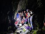 sat-res-narkoba-bersama-pelaku-dan-barang-bukti-yang-di-duga-sabu-seberat-total-50-kg-di-tkp.jpg