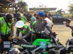 sebanyak-13-personil-polisi-dari-polres-indragiri-hulu-inhu-kena-tilang_20151103_121128.jpg