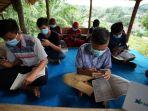 sebuah-router-disediakan-xl-axiata-guna-mendukung-pelajaran-jarak-jauh.jpg