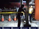 segel-satpol-pp-pekanbaru-riau-dibuang-ke-tong-sampah-kasatpol-pp-ancam-pidanakan-pengelola-hotel.jpg