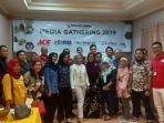 sejumlah-jurnalis-pose.jpg