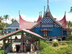 sembilan-khalifah-menjaga-tapi-bukan-khilafah-surau-tua-di-sijunjung-menyimpan-ratusan-naskah-kuno.jpg
