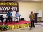 seminar-creativepreneur-change-for-success-leading-yourself-through-change_20161106_162258.jpg