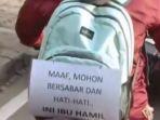 seorang-ibu-hamil-yang-mengendarai-sepeda.jpg