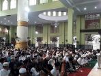 sholat-idul-fitri-1439_20180615_121212.jpg