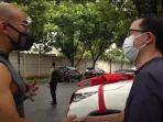 siapa-sebenarnya-dr-gunawan-biberi-mobil-dan-uang-sekoper-oleh-deddy-corbuzier.jpg