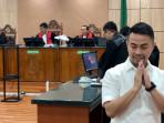 sidang-vonis-pj-wako-pekanbaru-risnandar-mahiwa.jpg