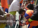 siswa-slb-negeri-bengkalis-belajar-pola-cuci-tangan-yang-benar_20181101_201617.jpg