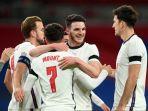 skuad-timnas-inggris-saat-merayakan-gol-ke-gawang-islandia.jpg