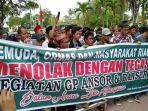 spanduk-penolakan-kegiatan-gp-anshor_20180922_204355.jpg