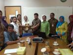 stuban-dprd-siak-ke-batam_20160311_131449.jpg