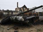 tank-rusia-yang-hancur-di-desa-dmytrivka-sebelah-barat-kyiv.jpg