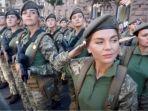 tentara-wanita-ukraina.jpg