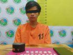 tersangka-pengedar-sabu-sabu-yp-ditangkap-polres-pelalawan.jpg
