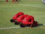 timnas-u-16-sujud-lawan-singpura.jpg