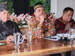 tokoh-adat-inhu-konflik-lahan.jpg