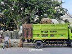 truk-angkutan-sampah-dari-pt-shi.jpg