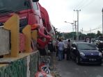 truk-tangki-pertamina-hantam-flyover_20181001_082138.jpg