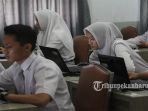 ujian-nasional-sma-1-pekanbaru-okeee_20170410_105254.jpg