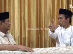 ustadz-abdul-somad-dialog-dengan-prabowo-mereka-bahas-apa-simak-video-lengkapnya-uas-pilih-siapa.jpg