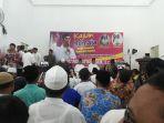 ustaz-abdul-somad-disambut-teriakan-takbirsaat-datangimasjid-raudhatussalihin.jpg