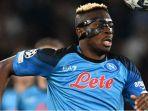 vicktor-osimhen-dan-napoli-masih-berdebat-soal-angka.jpg