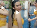 video-maria-vania-pakai-swimsuit-jadi-video-viral-tiktok-netizen-pamer-mati-masuk-tanah-juga.jpg