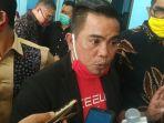 wakil-ketua-dprd-riau-zukri-misran-saat-sidak-ke-sman-8-pekanbaru-kamis-2562020.jpg