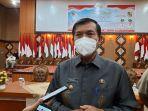 wali_kota_pekanbaru_firdaus_pakai_masker_1.jpg