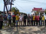 warga-kuansing-demo-di-kejari-kuansing.jpg