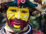 warna-di-wajah-orang-huli.jpg