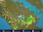 waspadai-hujan-deras-disertai-angin-kencang-dan-petir-di-wilayah-riau-sabtu-peringatan-dini-bmkg.jpg