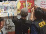 wow-sebanyak-11-juta-batang-rokok-ilegal-berhasil-diamankan-bea-cukai-pekanbaru-riau.jpg