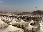 wukuf-arafah-tenda-jemaah-haji-mekkah_20150923_091058.jpg
