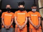 youtuber-ferdian-paleka-tengah-dan-dua-rekannya.jpg