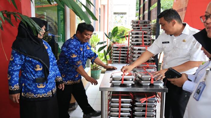 SOP Penyaluran MBG, Plt Kadisdik Kalbar: SPPG Wajib Cicipi Makanan Sebelum Dibagikan