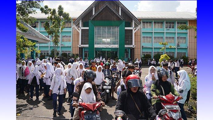 50 SOAL Essay PJOK Kelas 9 SMP Ulangan Semester Terbaru Lengkap Kunci Jawaban Soal Penjaskes Kls IX