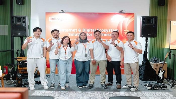TALKSHOW - Foto Bersama usai talkshow 