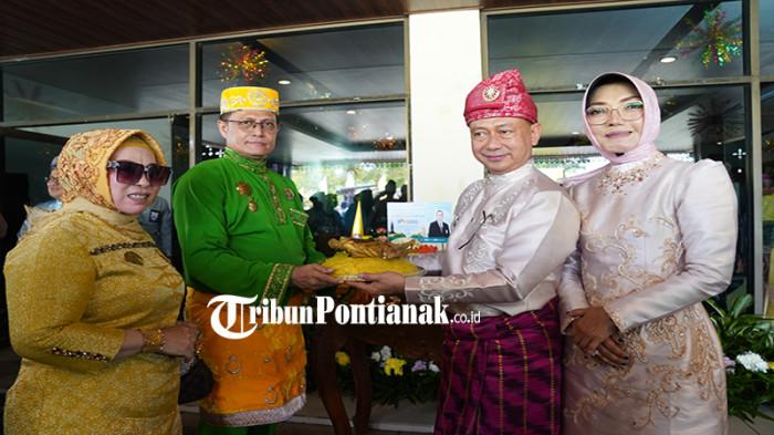 BERITA FOTO - Pontianak Rayakan HUT ke-254, Hadirkan Semangat Kota Bersahabat - HUT-KOTA-PONTIANAK-6.jpg
