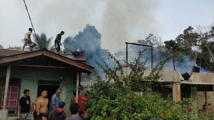 Satu Rumah di Sengah Temila Landak Hangus Terbakar, Pemilik Hendak Berangkat Sekolah