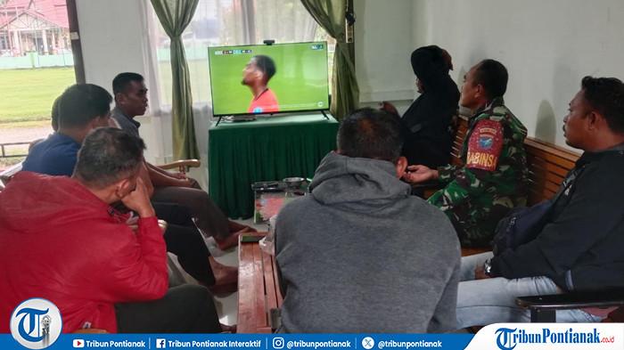 Koramil Ngabang Gelar Nobar Tunisia vs Belanda di Pildun 2026, Pererat Kedekatan TNI dan Masyarakat