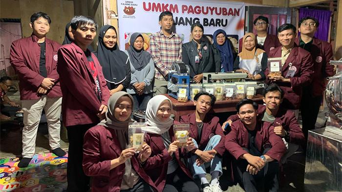 PEMASARAN - Pelatihan Penggunaan Alat Produksi dan Digital Pemasaran Produk UMKM.