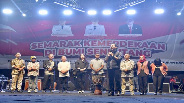 Pameran Pembangunan Sintang 2025 Resmi Ditutup, Wabup: Tahun Depan Semua OPD Wajib Ikut