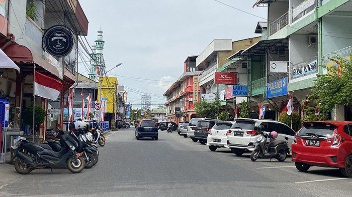 Dishub Kota Singkawang Lakukan Upaya Penertiban Kendaraan Bermotor yang Parkir Sembarangan