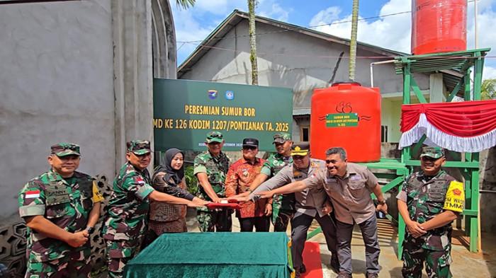 Kolaborasi Pemkab dan TNI Wujudkan Akses Air Bersih dan Beri Bantuan Rehab Rumah Warga Kubu Raya
