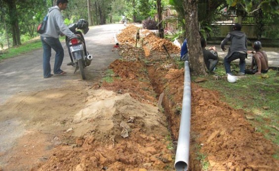 DPRD Prihatin Timbunan Galian Pipa Jalan 28 Oktober