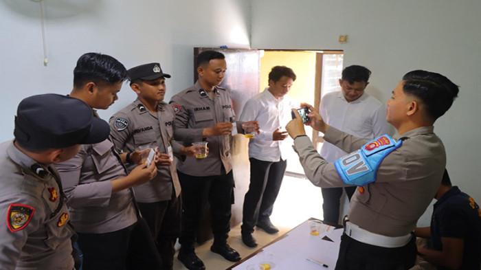 Propam Polres Sintang Gelar Tes Urine Mendadak, Pastikan Personel Bebas dari Narkoba
