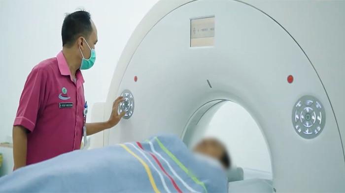 RSUD dr Soedarso kini dilengkapi berbagai teknologi canggih untuk menangani stroke, seperti MRI.