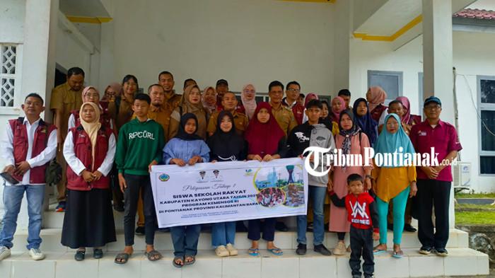 Lima Siswa Kayong Utara Diberangkatkan Ikuti Program Sekolah Rakyat di Pontianak